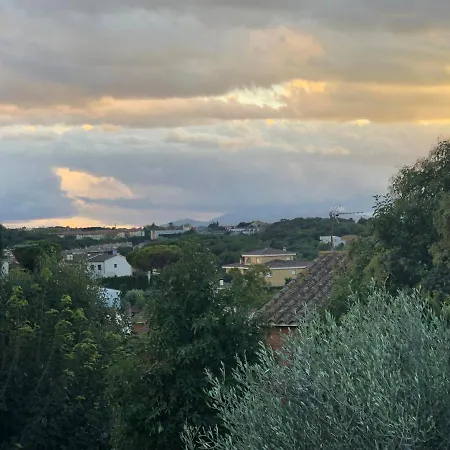 Casa Veuras - Montilivi Tatil Evi *