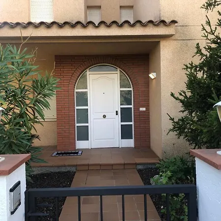 Casa Veuràs - Montilivi Hébergement de vacances *